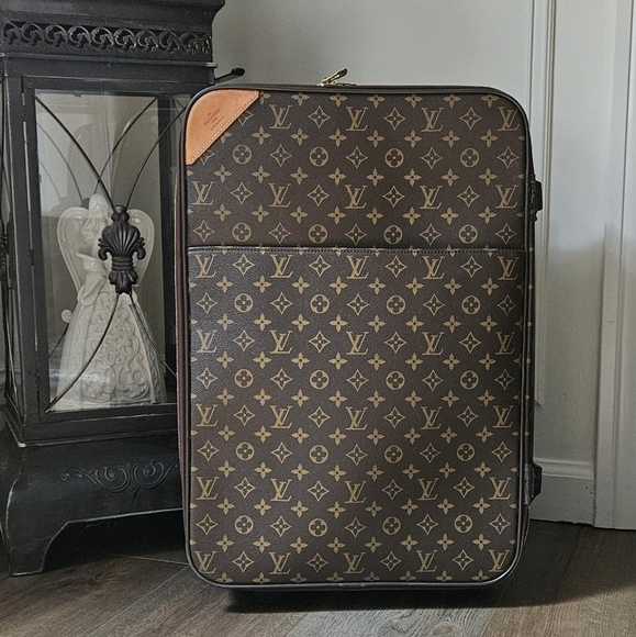 Louis Vuitton Pegase 55 - Picture 1 of 14